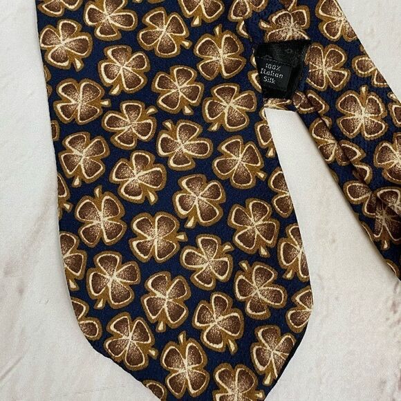Bugatti Navy Blue Brown Clover 100% Silk tie - Picture 2 of 6